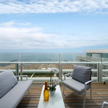 The Summer Seaview With Spa Lägenhet Lido di Jesolo