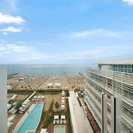 Apartment The Summer Seaview With Spa Lido di Jesolo