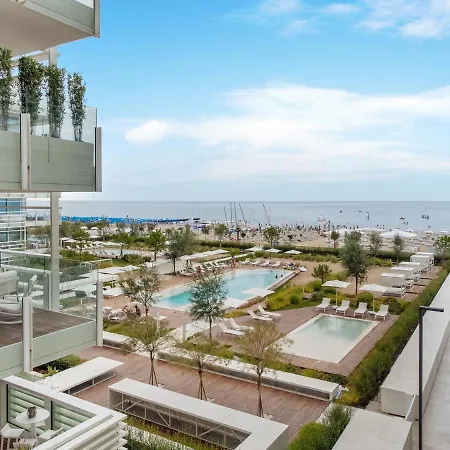 The Summer Seaview With Spa Apartment Lido di Jesolo